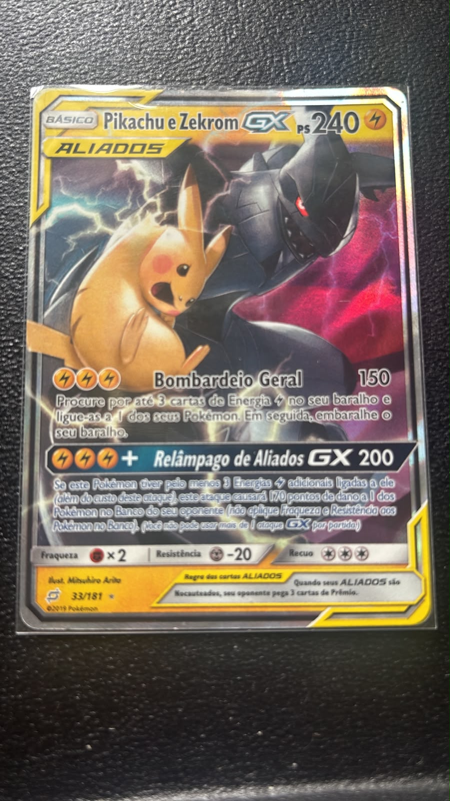 Pikachu e Zekrom-GX